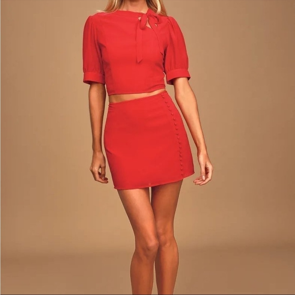 Lulus red two piece set - Picture 5 of 5